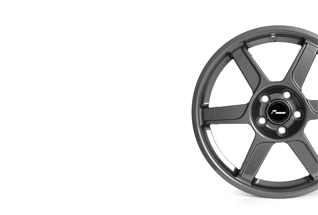 RacingLine R-06 18" x 8.5" Alloy Wheel ET44 / Single Wheel