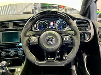 VW Golf MK7/7.5 GTI & R - Carbon Fibre Steering Wheel (LED Race Display)